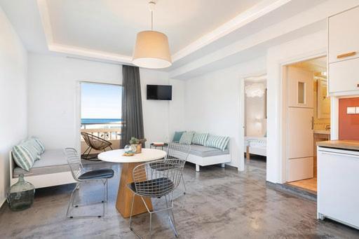 Tropicana Beach Resort Сталос Экстерьер фото
